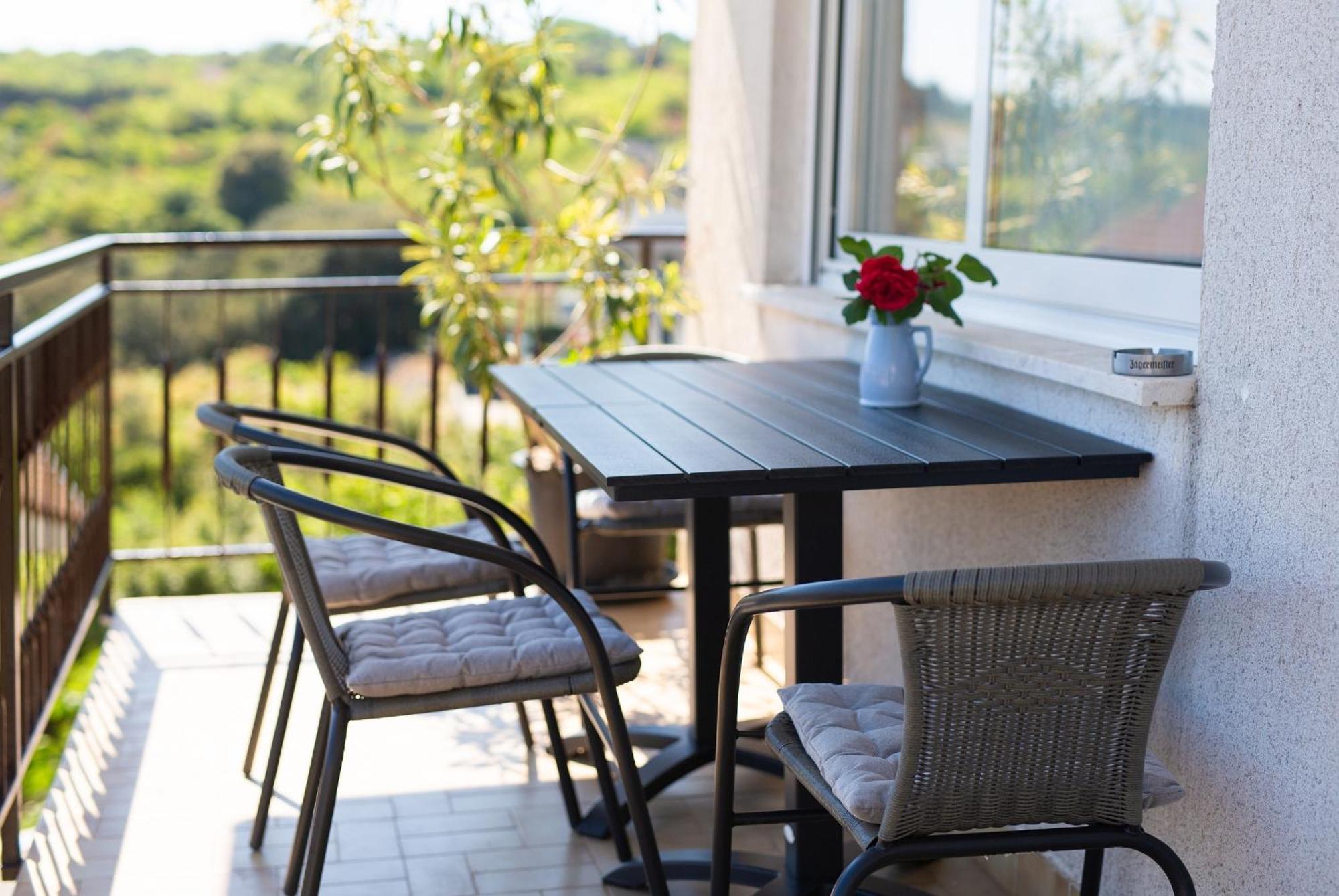 קרק Apartment Lela מראה חיצוני תמונה